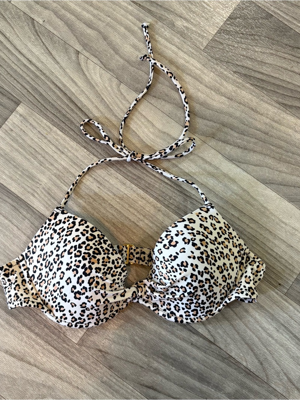 Victoria’s Secret Leopard Print Bikini Top - Picture 2 of 4